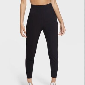 nike bliss luxe pants size small nwot